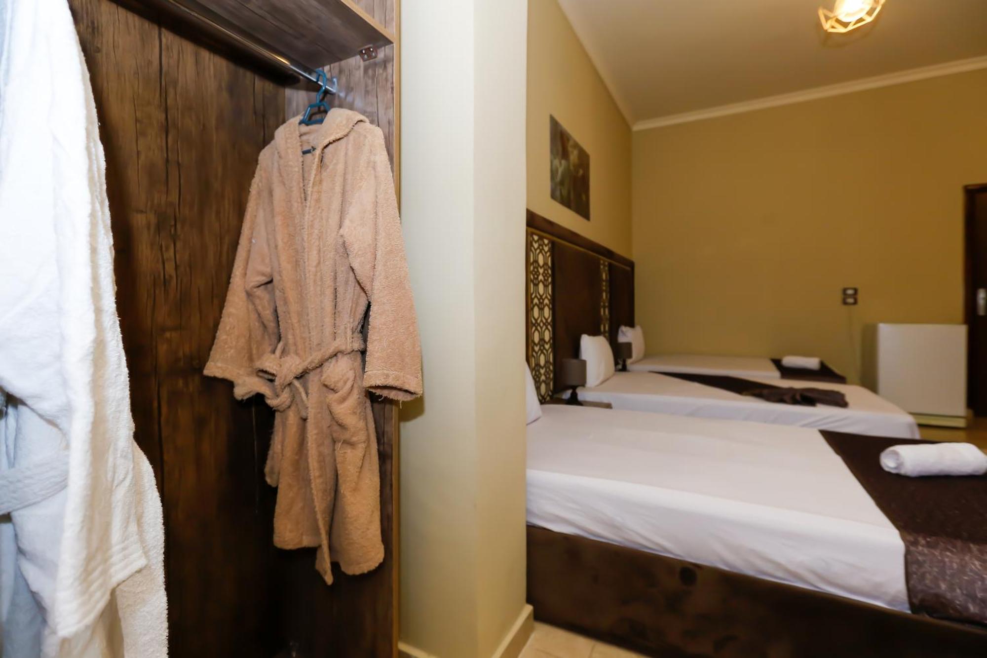 Master Pyramids Hotel Al Kawm al Akhdar Екстериор снимка